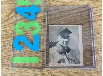 Walker Cooper. New York Giants 1948 Bowman Baseball Card In Rigid Plastic Sleeve.