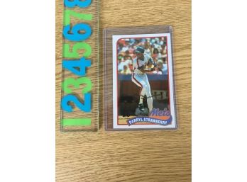 Darryl Strawberry. 1989 New York Mets 6 1/4' Baseball Talk Collection Baseball Card Mint Rigid Plastic Sleeve.