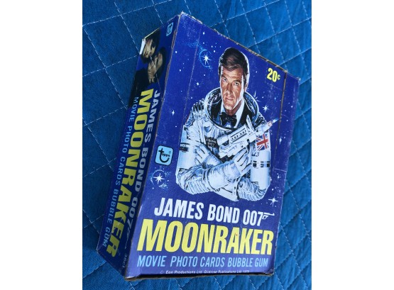 James Bond 007 'Moonraker' Topps Trading Card Box