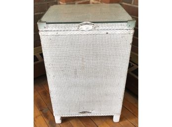 Wicker Laundry Basket With Glass Top