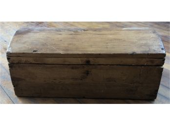 Small Diminutive Country Dome Top Box