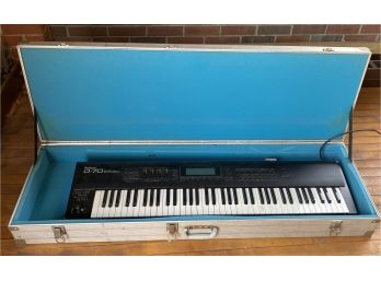 Roland D70 Synthesizer Keyboard In Travel Case