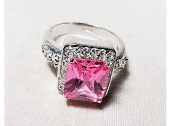 New Beautiful Pink Stone Sterling Silver Ring  Size 8