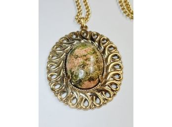 Vintage Unique Stone Pendant And  18 Inch Necklace