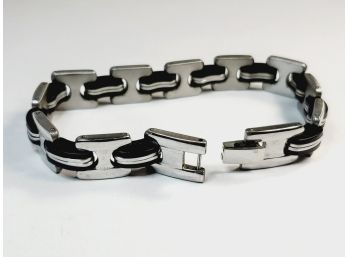 Mens Stainless Steel And Black  Link Bracelet 8 Inches Long