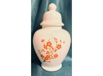 Amazing Vintage Milk Glass Asian Ginger Jar