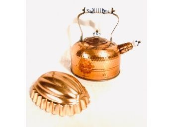 Vintage Copper Kettle & Baking Mold Wall Hanging
