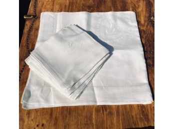 Embroidered Table Cloth And Napkin Set