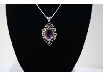 925 Sterling With Purple Stone Pendent And 925 Sterling Italy Chain 18'