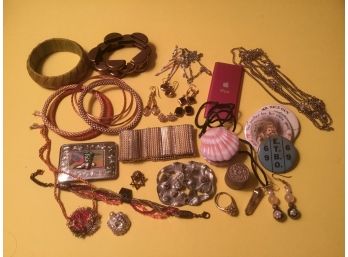 30 Pieces Jewelry, Buckles, Bangles, Plus