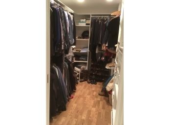 Ladies & Gents Entire Closet Clothing Over 200 Pieces.