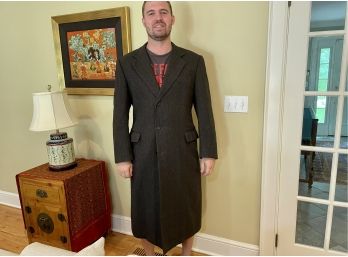Handsome Italian Wool & Cashmere Mens Coat, Size 40