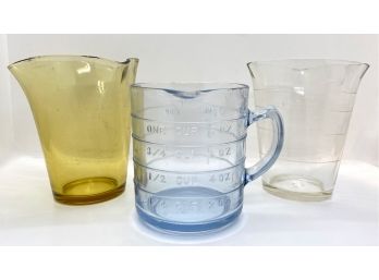 Vintage Depression Glass Measuring Cups, By Fire King Oven Glass & Federal