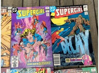 Comic Books - Super Girl - 8 Books