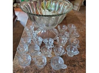 Vintage Heisey Glass Punch Bowl With Sawtooth Top Rim On Pedestal & 21 Punch Cups