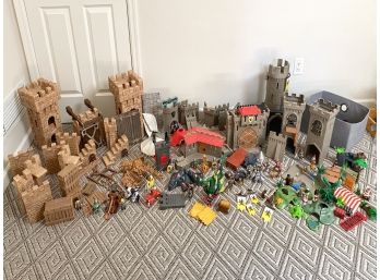Rare! PlayMobil 4865 Lion Knights Castle And Schleich 2004 Retired Medieval Knights Castle Play Set And More!