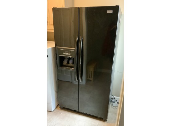 Kenmore Elite Refrigerator ~ Side By Side ~ Ice & Water In Door