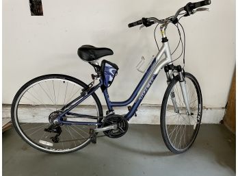 Ladies Trek 7100 Hybrid Bicycle (16'/41cm)