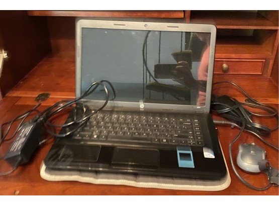 HP Laptop- Hp2000 Notebook Pc