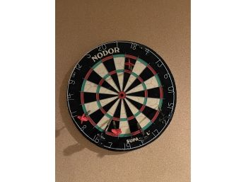 18-inch Dart Board W Darts