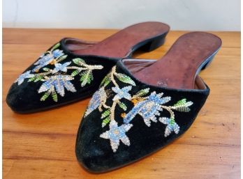 Pretty Pair Of Handmade Vintage Beaded Ladies Slip On Shoes With Leather Sole - Made In China
