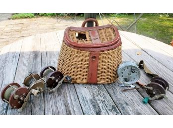 Great Vintage & Antique Wicker & Leather Fly Fishing Creel Basket & Assorted Fly & Casting Reels
