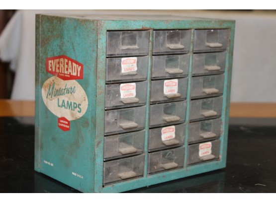 OLD - STORE DISPLAY Advertising - EVEREADY Flashlight Lamp BULBS - Counter Top  CABINET - WITH CONTENTS