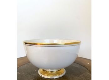 LENOX - Classic Round Bowl With Top And Bottom 22kt Gold Trim On Pediment