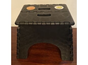 Collapsible Plastic Step Stool