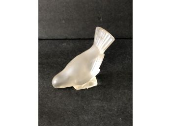 Lalique Frosted Crystal Art Glass Sparrow PECKING Paperweight