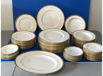 93 Piece Set Of WEDGEWOOD Bone China 'SENATOR' Pattern Dinnerware