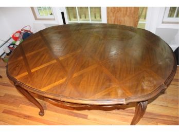 Mahogany Dining Table With 2 Leaves