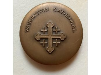 Bronze Paperweight 'WASHINGTON CATHEDRAL', Original Box