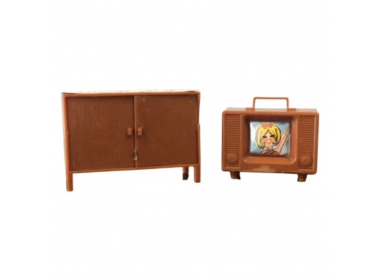 Made In Hong Kong- 1960s Dollhouse Furniture - TV ( 1960s)