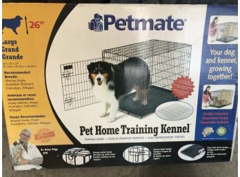 Large PETMATE Training Kennel New In Box