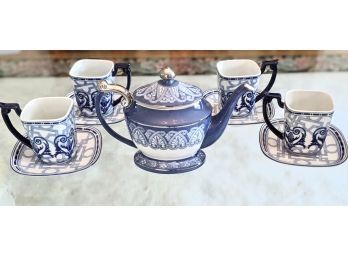 Stunning Bombay Tea Set: Tea Pot, 4 Cups & 4 Saucers