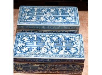 Pretty Decorative Blue And White Asian Containers Each With Two Compartments Inside