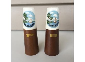 Vintage Bermuda Salt And Pepper Shakers. Wood Bottom With Porcelain Tops.