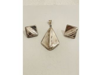Taxco Mexican Sterling Silver Pendent And Earrings Set