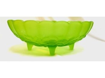 Vintage Mid Century Green Satin Glass Fruit Bowl By Indiana Glass Co.