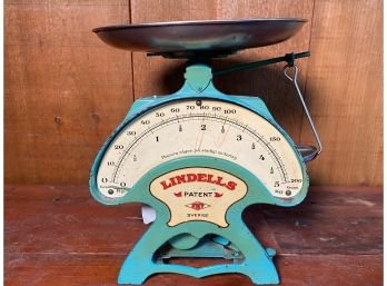 Vintage Lindells Patent  Kitchen Scale - 1920's