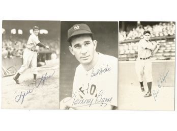 Group Of Old Time NY Yankees Signed Autographed Photo Postacrds (lot 2)
