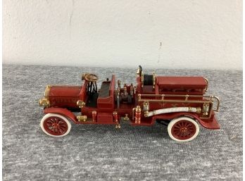 Models Of Yesteryears 1911 Mack Fire Pumper
