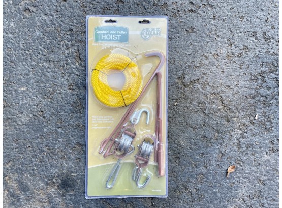 Heavy Duty Gambrel And Pulley Hoist By Rugged Gear, New In Package