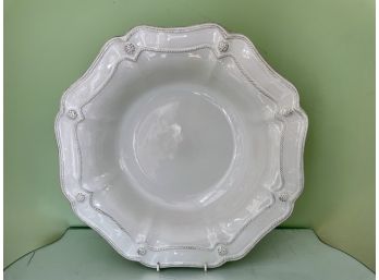 Large 16' Juliska Berry & Thread Serving Bowl With Scalloped Edge