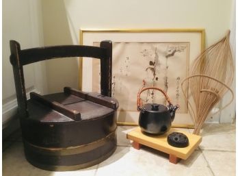 Six Vintage Japanese Decorative Items