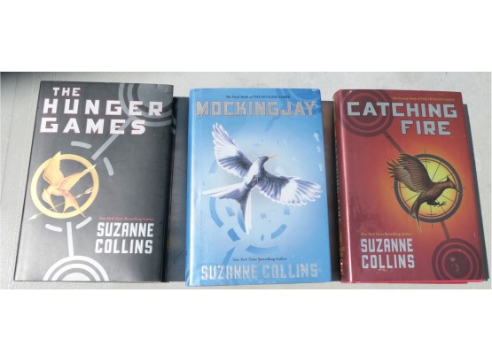 Hunger Games Trilogy By Suzanne Collins - All Hardcovers In Dust Jacket - Complete Set