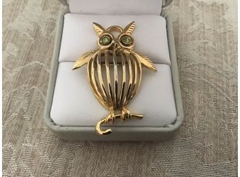 Gold Tone And Green Rhinestone Owl Pin - Lot #24