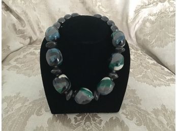 Sophisticated Beaded Necklace