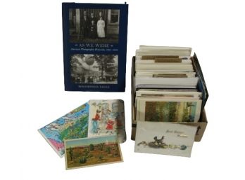 Lot Of Vintage Postcards And Booklet